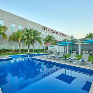 Apartahotel Express By Marriott, Playa del Carmen