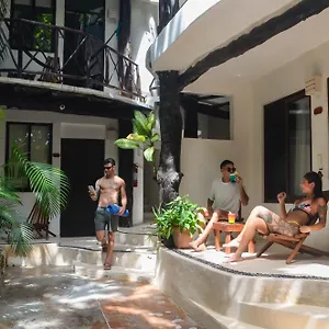 2* Hotel Siesta Fiesta - 5th Avenue